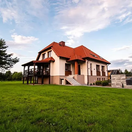 Swierkowa W Rydzewie 雷泽沃