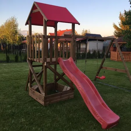 Swierkowa W Rydzewie * 雷泽沃